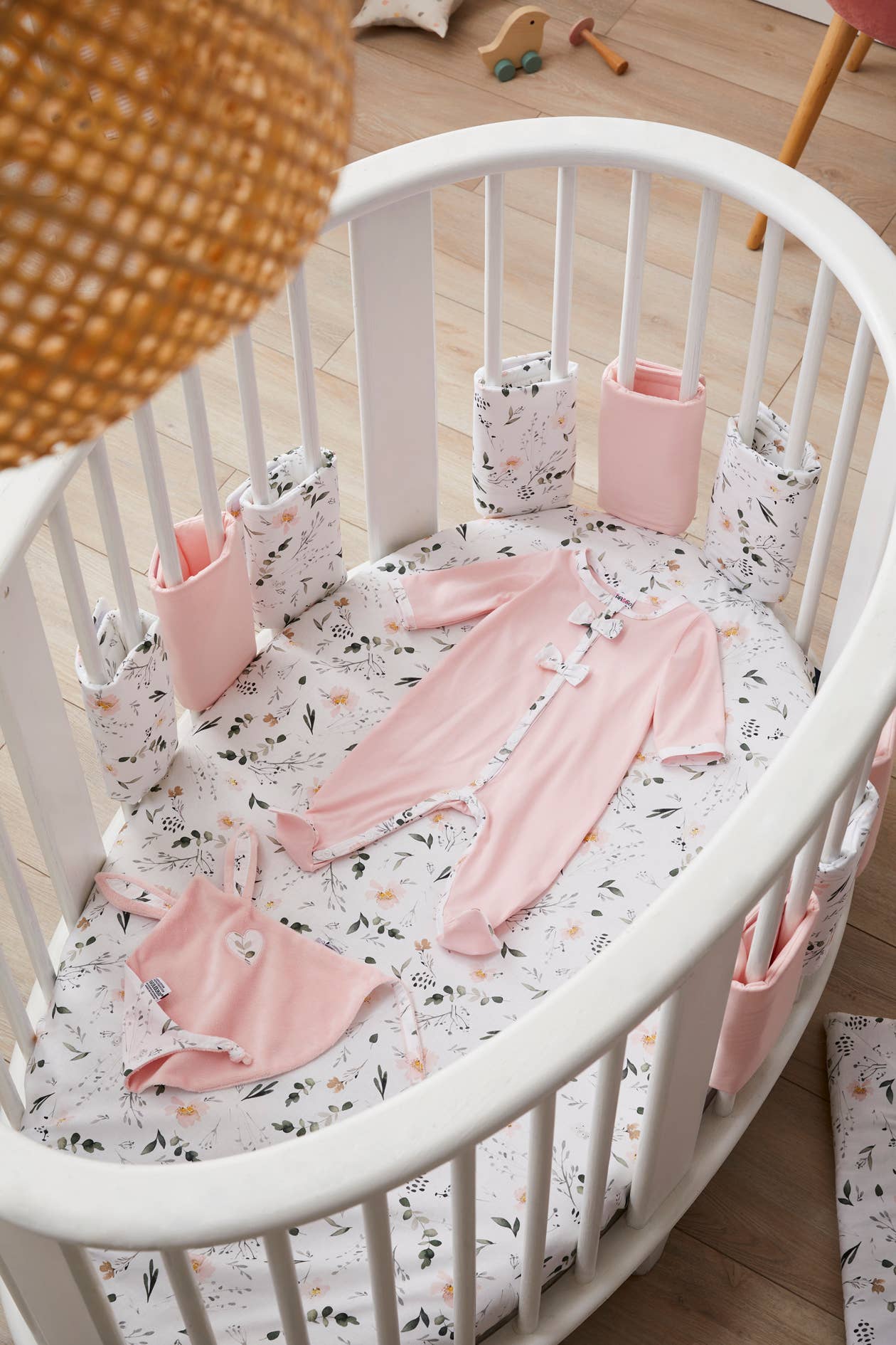 Botanical cotton sleepsuit