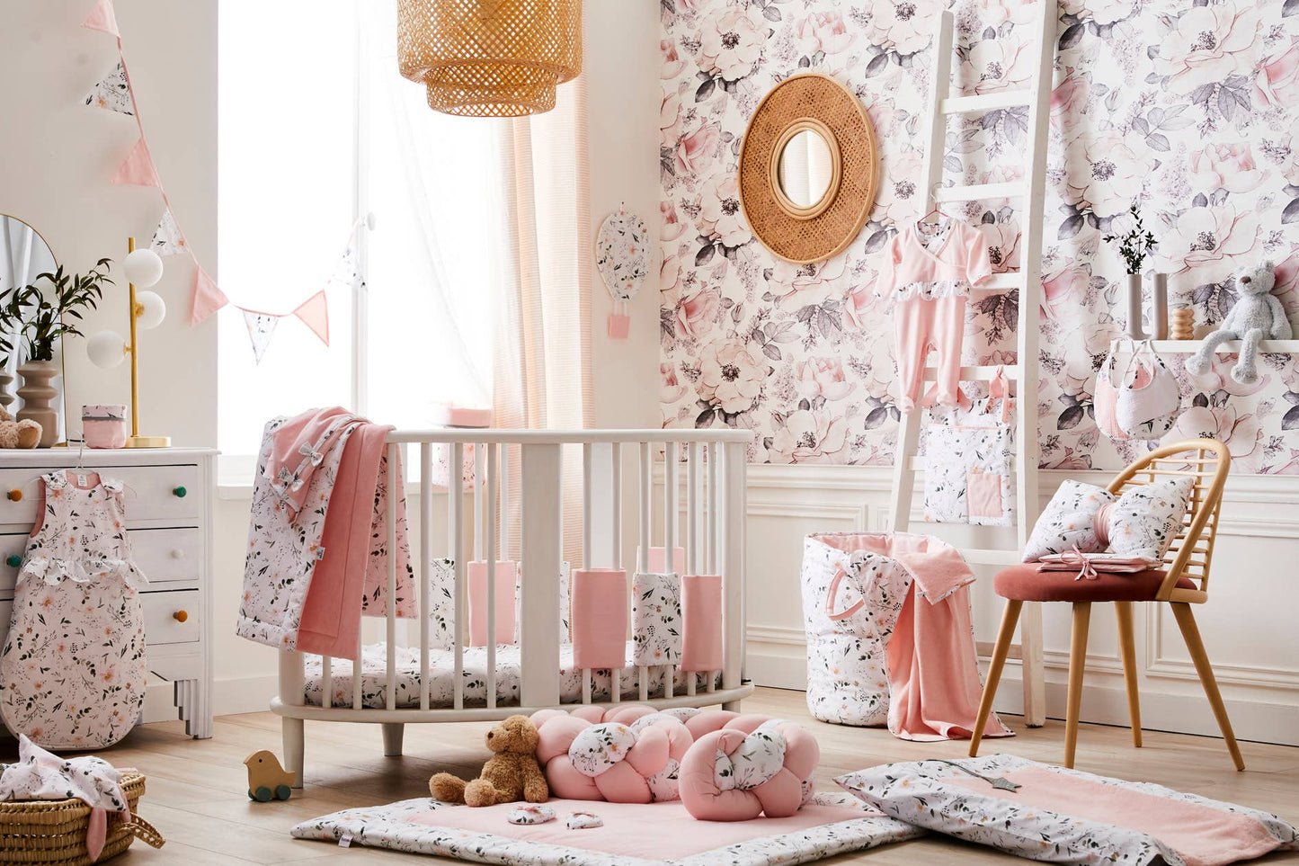 Botanical ruffle sleeping bag
