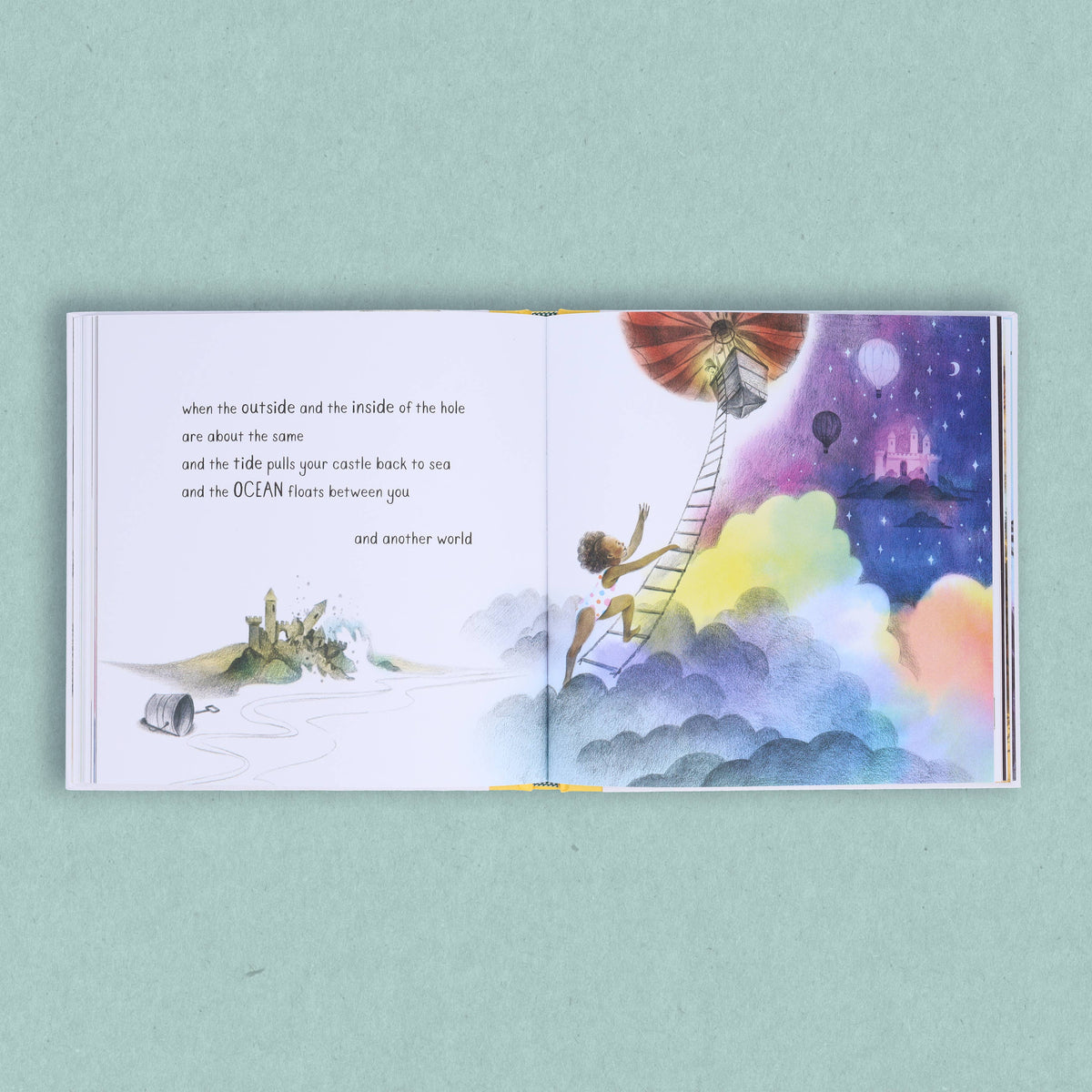 Chronicle Books - Big and Small and In-Between