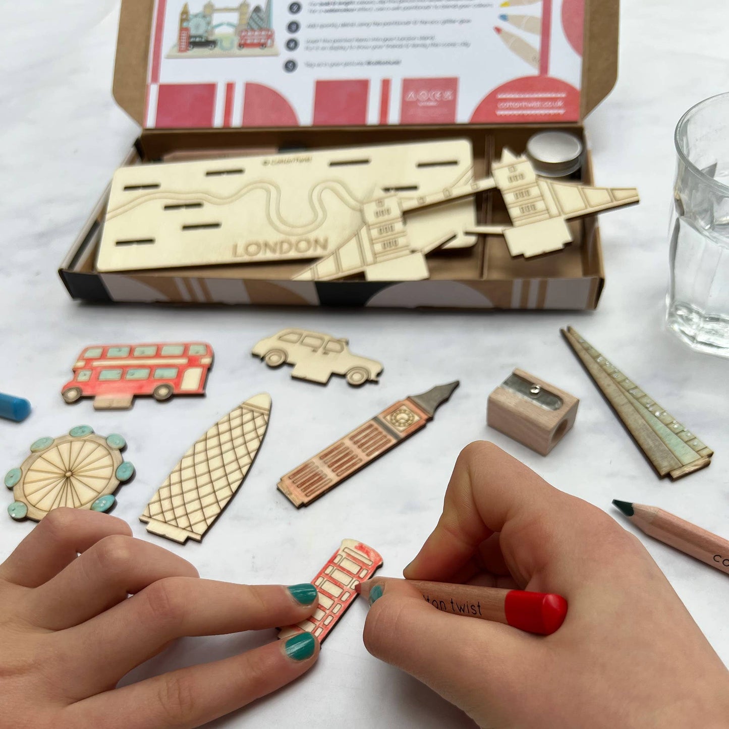 Create Your Own London Scene - Craft Kit