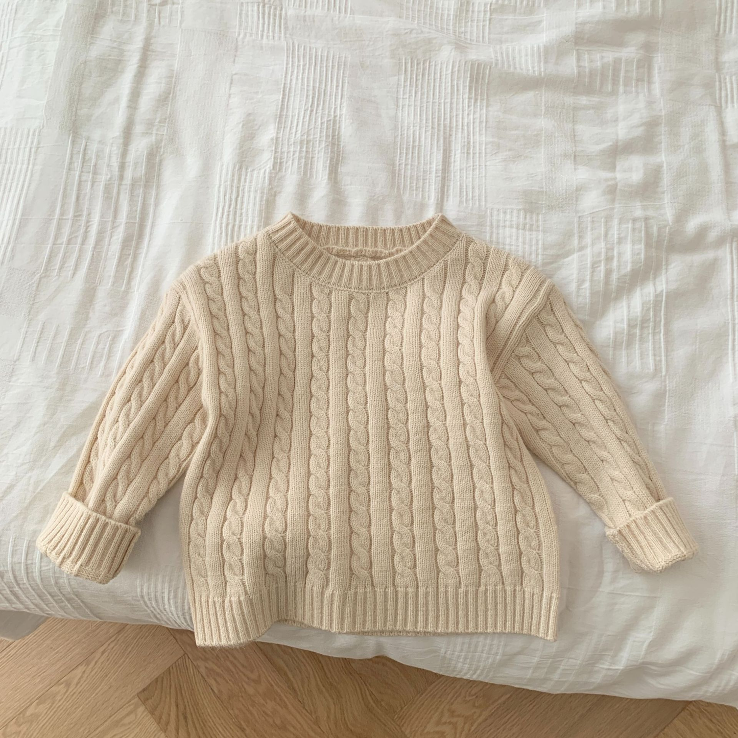 Knitted set
