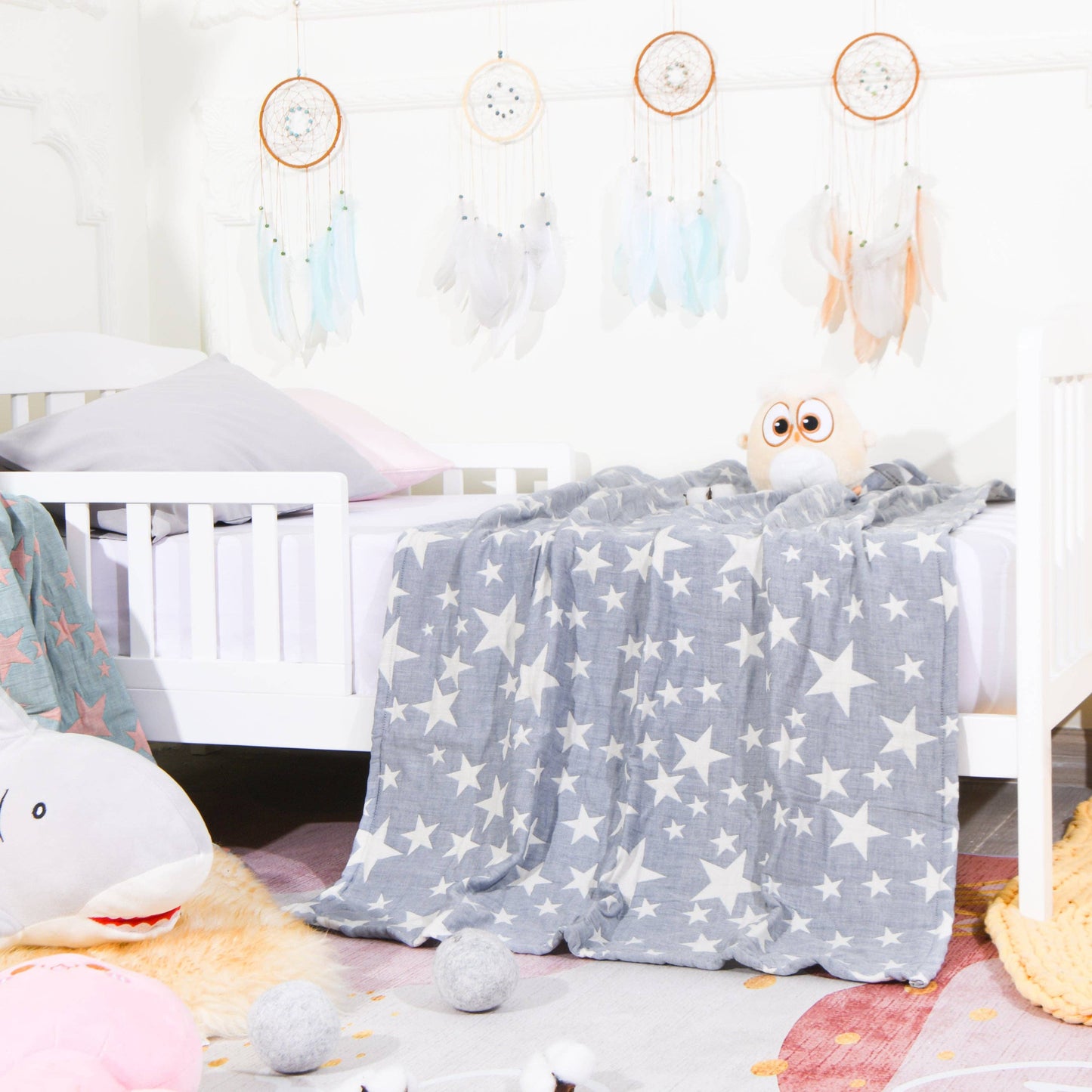 Bay & Loom - 3 Layer Muslin Cotton Jacquard Toddler Blanket: Blue / 30 x 40 inches