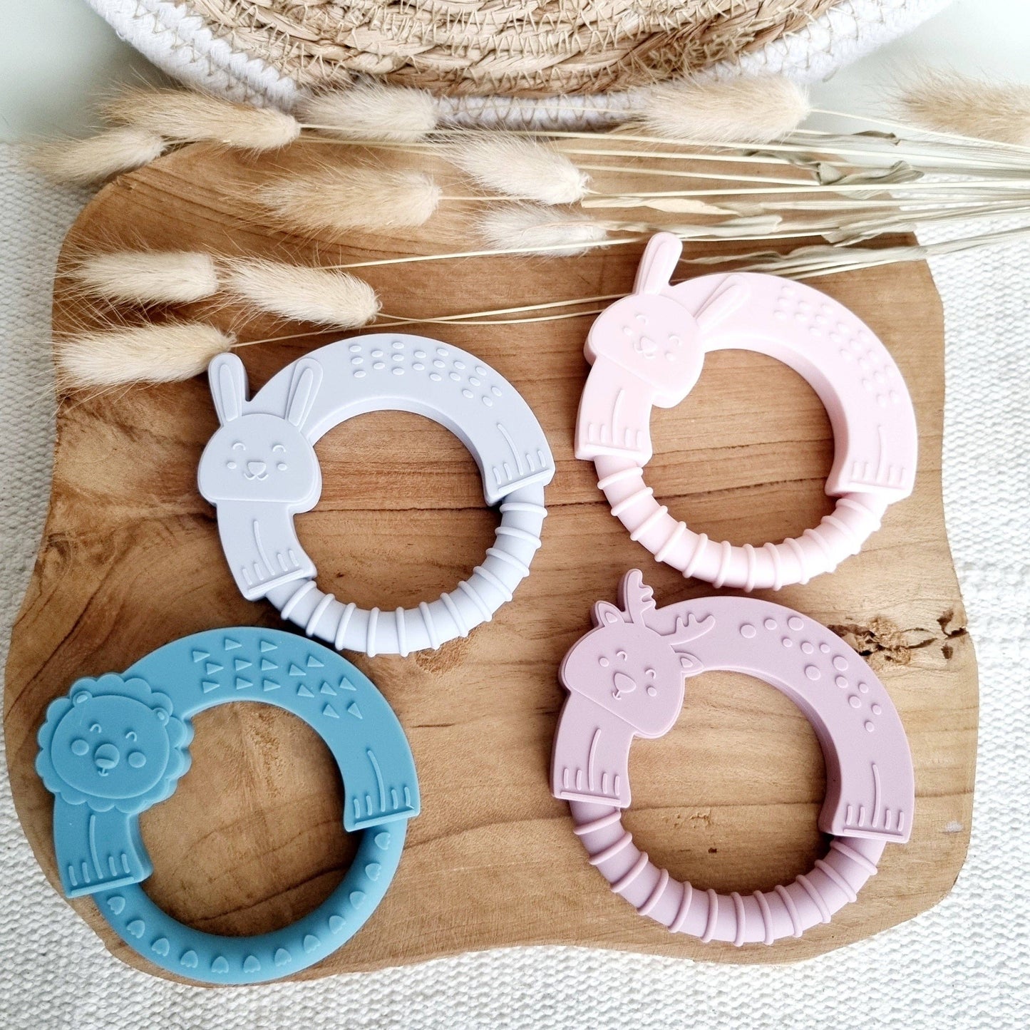 Silicone rabbit teether - Light Pink