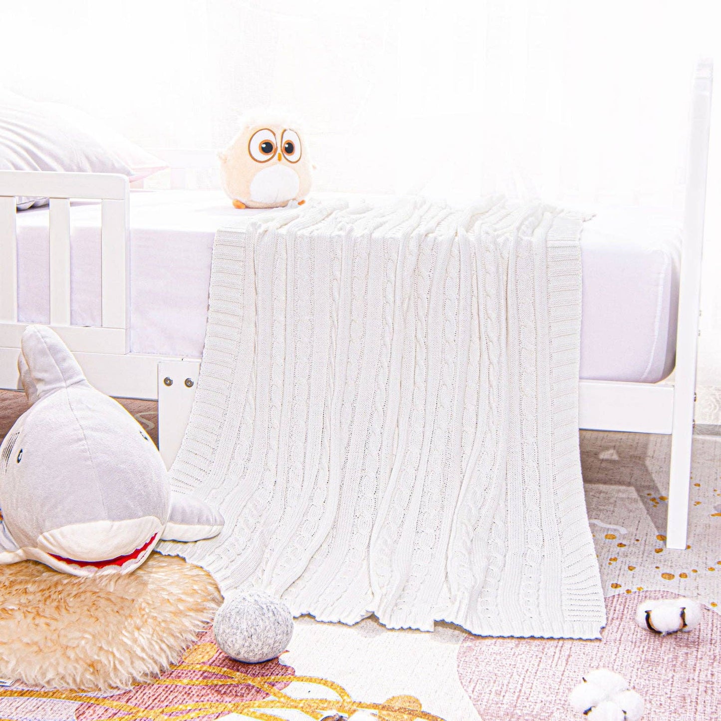 Bay & Loom - Cotton Cable Knitted Toddler Blanket: White / 30 x 40 inches
