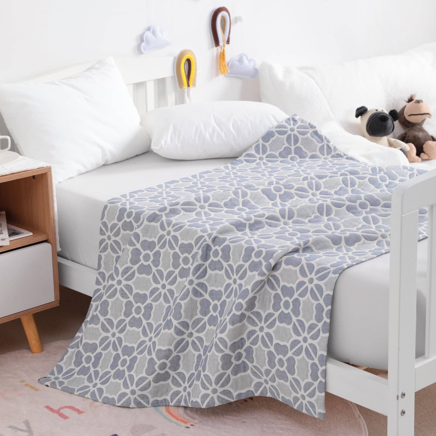 Bay & Loom - 3 Layer Muslin Cotton Jacquard Toddler Blanket: Blue Clover / 30 x 40 inches