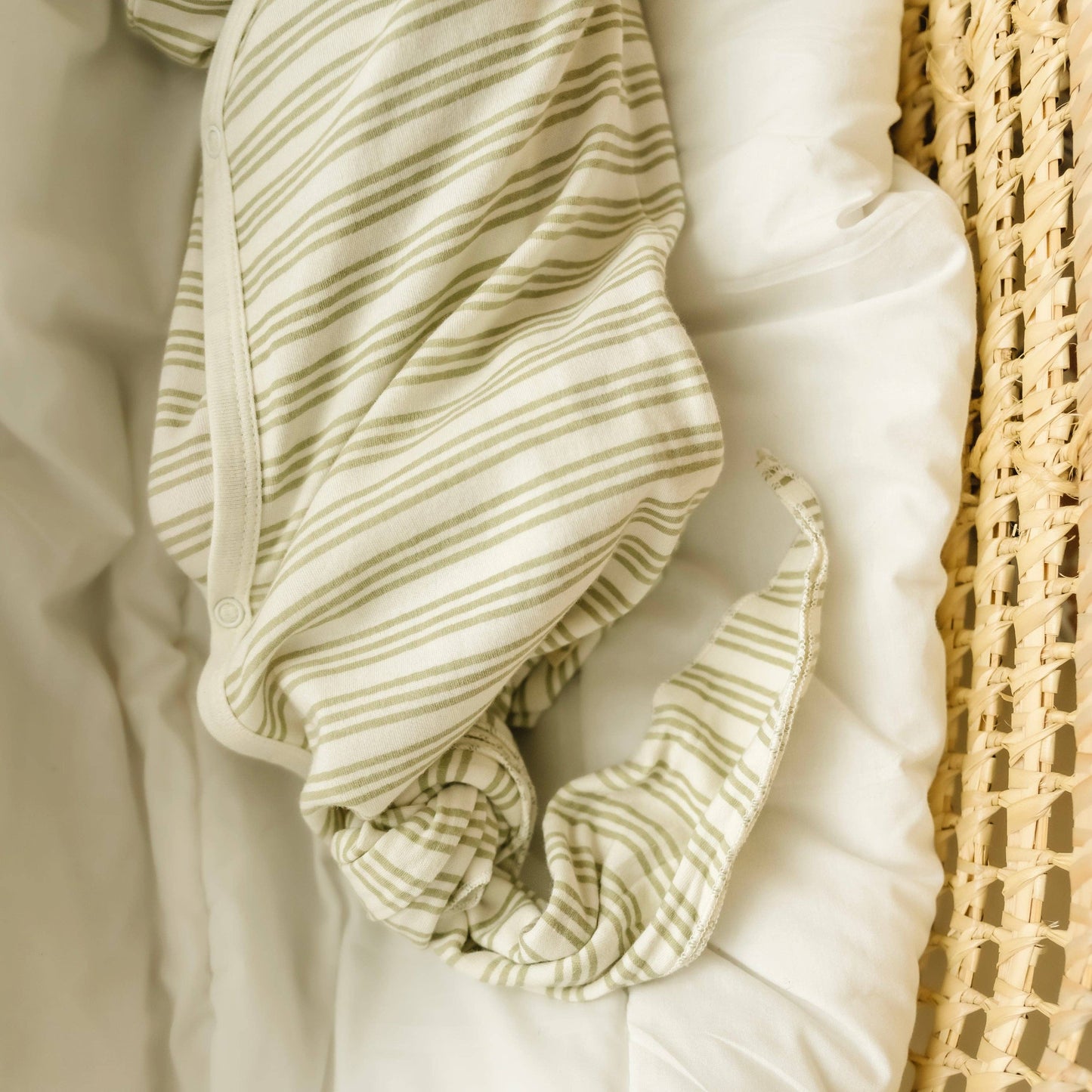 Organic Cotton Kimono Knotted Sleep Gown & Top Knot Hat - Foam Stripes
