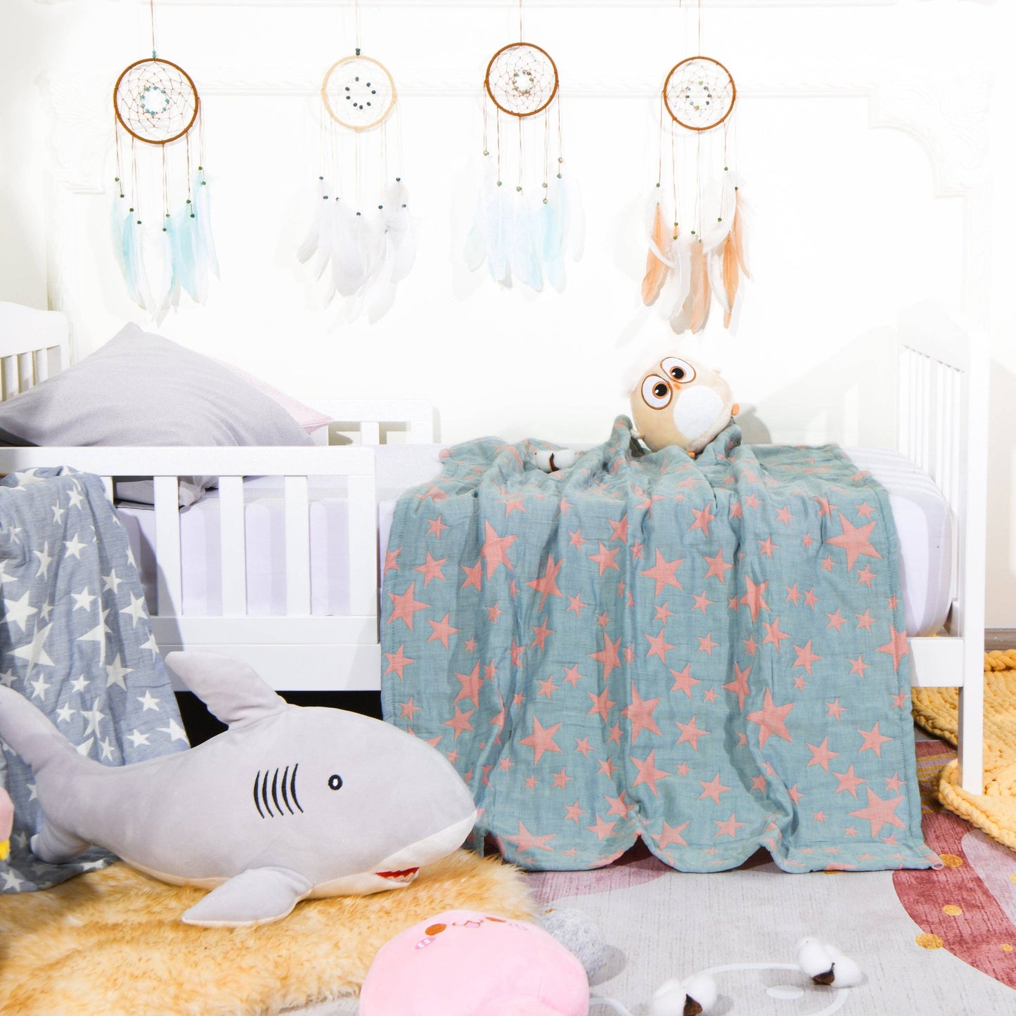 Bay & Loom - 3 Layer Muslin Cotton Jacquard Toddler Blanket: Grey Star / 30 x 40 inches