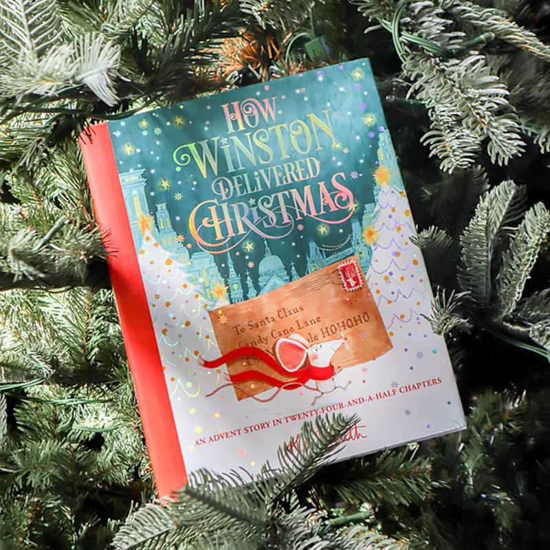 Simon & Schuster - How Winston Delivered Christmas by Alex T. Smith: Hardcover; 176 pages / English