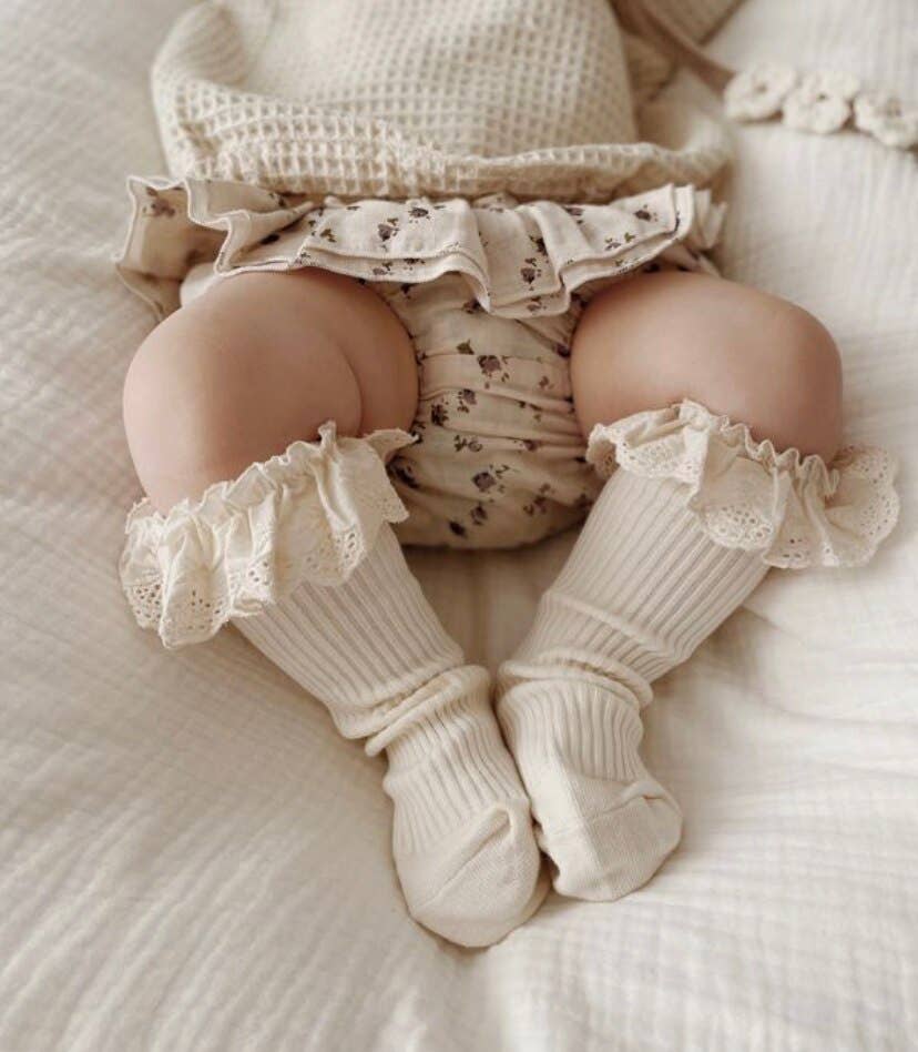 Annie & Charles® Ruffle Socks